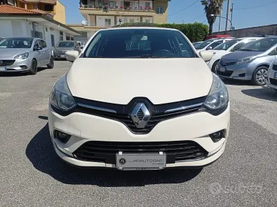 Second-hand Renault Clio IV 90 CP (66 kW) 2017 Bej Berlinǎ
