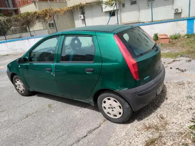 Gebraucht Fiat Punto 60 PS (44 kW) 2002 Grün Kleinwagen