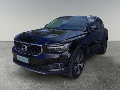 Usata Volvo XC40 Momentum 163 CV (119 kW) 2021 Nero SUV