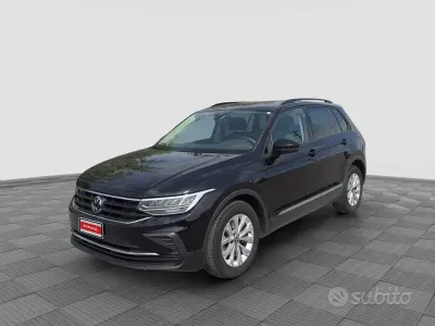 Usata VW Tiguan Life 150 CV (110 kW) 2023 Nero SUV