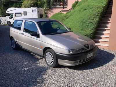 usata Alfa Romeo 145 1451.6 ie