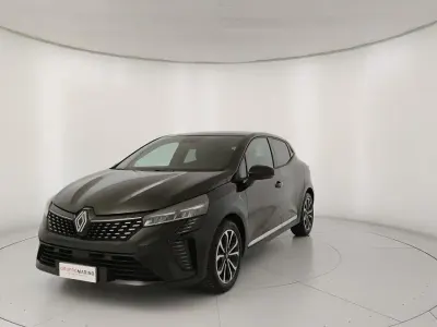 Usata Renault Clio Techno 90 CV (66 kW) 2025 Nero Utilitaria