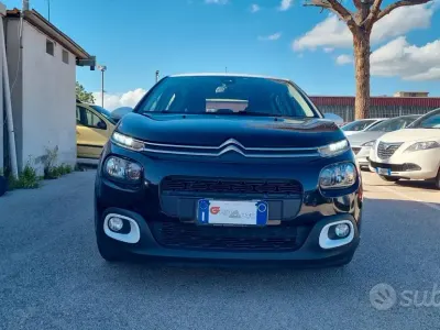 Begagnad Citroën C3 Shine 75 HK (55 kW) 2017 Svart Sedan