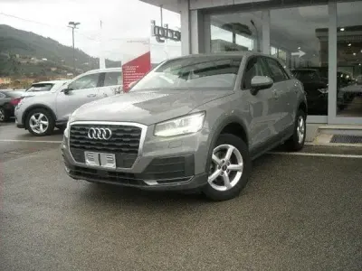 Gebraucht Audi Q2 Business 116 PS (85 kW) 2020 Grau SUV