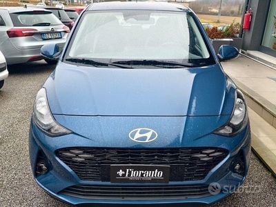 Nuova Hyundai i10 63 CV (46 kW) 2025 Blu metallizzato Utilitaria