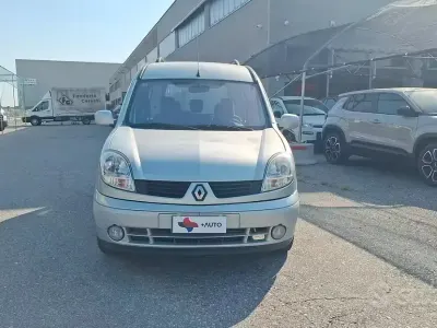 Usata Renault Kangoo 84 CV (61 kW) 2006 Grigio Monovolume