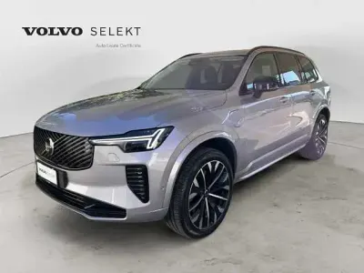 Usata Volvo XC90 Plus 455 CV (334 kW) 2025 Argento SUV