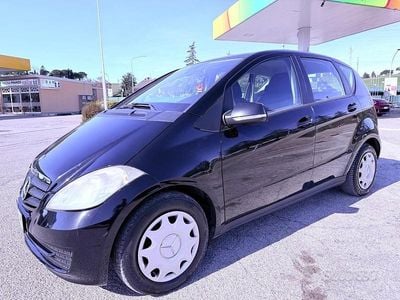 Usata Mercedes A180 Avantgarde 109 CV (80 kW) 2010 Nero Berlina