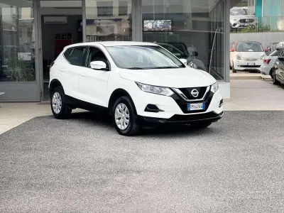 Usata Nissan Qashqai 110 CV (80 kW) 2017 Bianco SUV