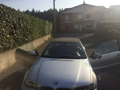 Usata BMW 320 Cabriolet Efficient Dynamics 170 CV (125 kW) 2004 Argento Cabrio