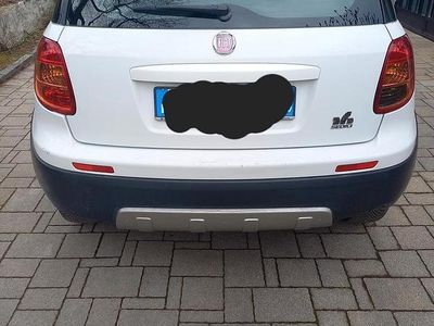 Usata Fiat Sedici Dynamic 120 CV (88 kW) 2011 Bianco SUV