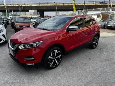 Gebraucht Nissan Qashqai Tekna+ 116 PS (85 kW) 2018 Rot SUV