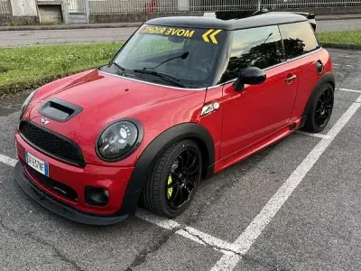 Usata Mini John Cooper Works Challenge 211 CV (155 kW) 2009 Rosso Utilitaria