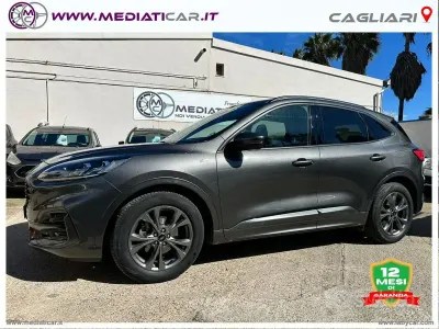 Begagnad Ford Kuga ST-Line X 120 HK (88 kW) 2022 Grå SUV