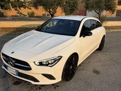 Usata Mercedes CLA200 Shooting Brake Executive 150 CV (110 kW) 2020 Station wagon