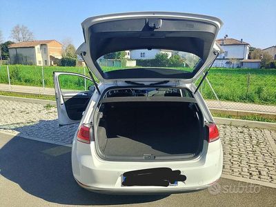 Usata VW Golf VII 105 CV (77 kW) 2016 Bianco Berlina