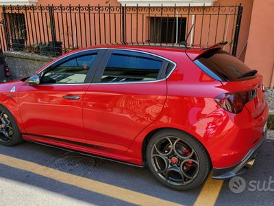 Rosso Usata 2016 Alfa Romeo Giulietta Quadrifoglio Utilitaria | 17.500 € (Buon prezzo)