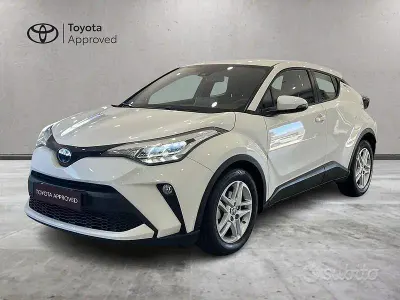 Gebraucht Toyota C-HR Active 122 PS (89 kW) 2023 Weiß SUV