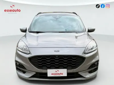 Usata Ford Kuga ST-Line X 224 CV (164 kW) 2023 Gray SUV