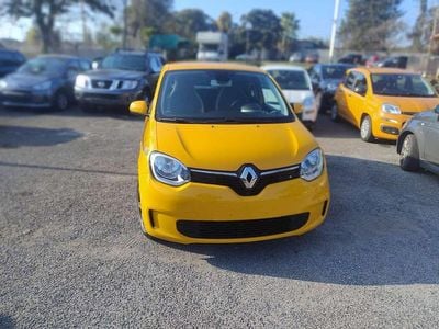 Usata Renault Twingo LIMITED 73 CV (53 kW) 2019 Giallo Utilitaria