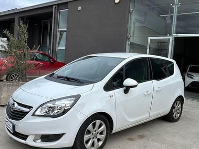 Usata Opel Meriva 120 CV (88 kW) 2014 Bianco Monovolume