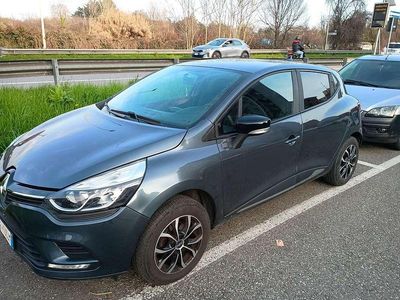 Usata Renault Clio IV 90 CV (66 kW) 2019 Grigio Berlina