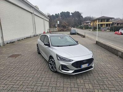 Usata Ford Focus ST-Line X 125 CV (91 kW) 2023 Grigio Berlina