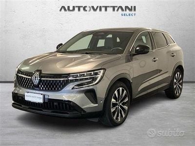 Usata Renault Austral Techno 200 CV (147 kW) 2023 Grigio scuro SUV