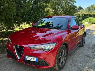 Usata Alfa Romeo Stelvio Business 160 CV (117 kW) 2020 Rosso SUV