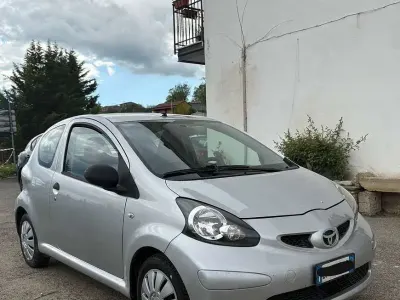 Gebraucht Toyota Aygo 68 PS (50 kW) 2008 Other Kleinwagen