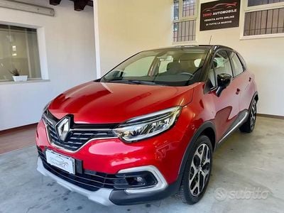 Usata Renault Captur Intens 90 CV (66 kW) 2019 Rosso SUV