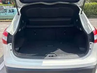 Usata Nissan Qashqai 106 CV (77 kW) 2015 SUV