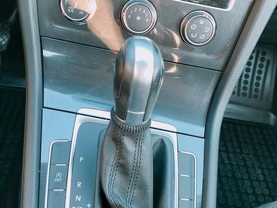 Usata VW Golf VII 110 CV (80 kW) 2018 Grigio Station wagon
