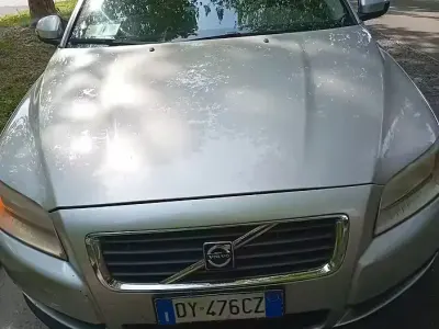 Usata Volvo S80 145 CV (106 kW) 2009 Grigio Berlina