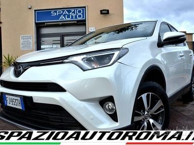 Usata Toyota RAV4 143 CV (105 kW) 2017 Bianco SUV