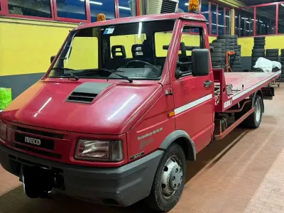 Usata Iveco Daily 120 CV (88 kW) 1997 Rosso
