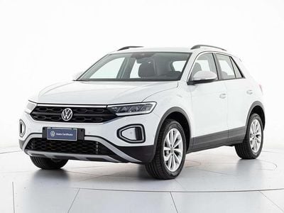 Usata VW T-Roc Life 110 CV (80 kW) 2022 Bianco SUV
