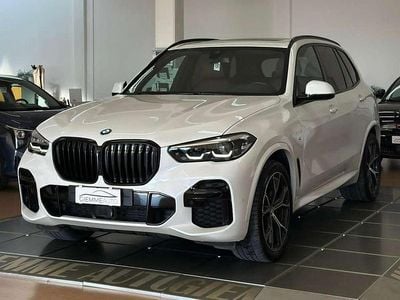 Usata BMW X5 M Sport 286 CV (210 kW) 2022 Mineral white metallic SUV