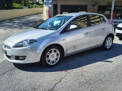 Usata Fiat Bravo Emotion 120 CV (88 kW) 2012 Argento metallizzato Utilitaria