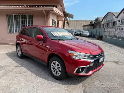 Usata Mitsubishi ASX 117 CV (86 kW) 2019 Rosso SUV
