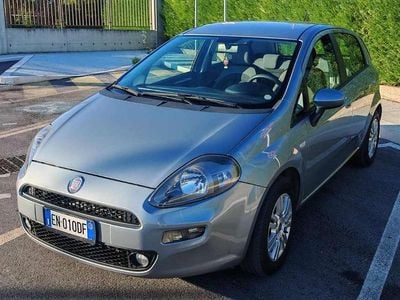 Usata Fiat Punto Easy 77 CV (56 kW) 2012 Grigio Utilitaria