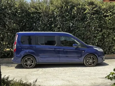 Usata Ford Tourneo Titanium 120 CV (88 kW) 2017