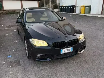 Usata BMW 520 184 CV (135 kW) 2012 Nero Station wagon