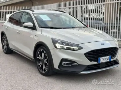 Usata Ford Focus Active 120 CV (88 kW) 2019 Bianco Berlina