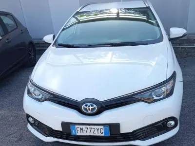 Usata Toyota Auris Style 111 CV (81 kW) 2017 Station wagon