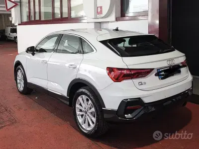 Usata Audi Q3 Sportback Business Plus 120 CV (88 kW) 2022 Bianco SUV