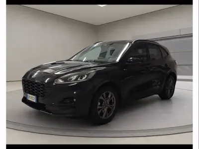 Usata Ford Kuga ST-Line 150 CV (110 kW) 2023 Nero metallizato SUV