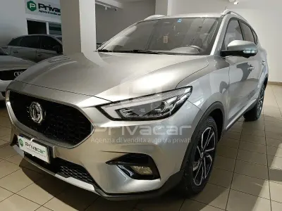 Usata MG ZS Luxury 106 CV (77 kW) 2025 Grigio SUV