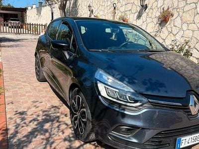 Usata Renault Clio IV 75 CV (55 kW) 2018 Grigio Berlina