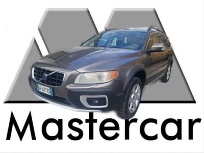 usata Volvo XC70 XC702.4 d5 awd 185cv CON GANCIO TRAINO